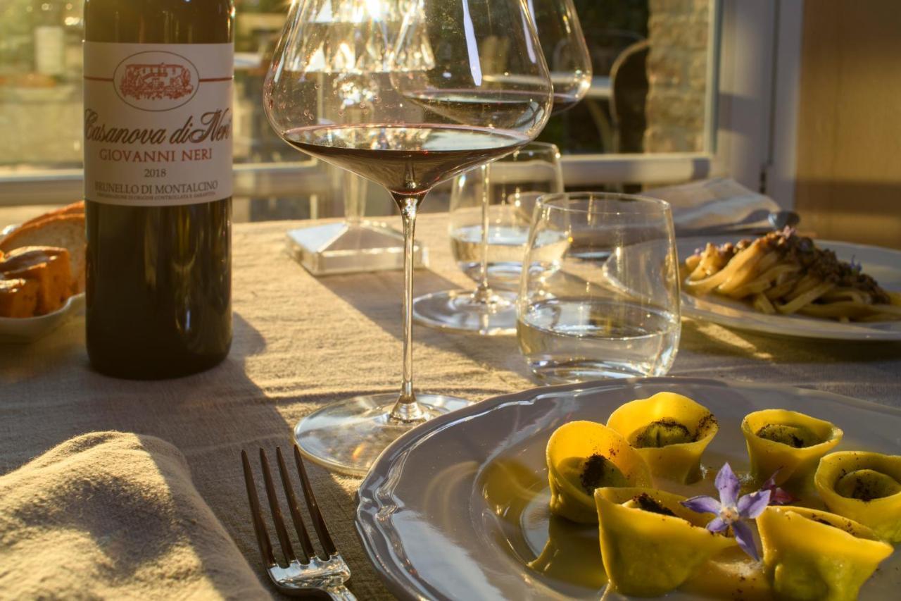 Casanova Di Neri Relais Villa Монталчино Екстериор снимка