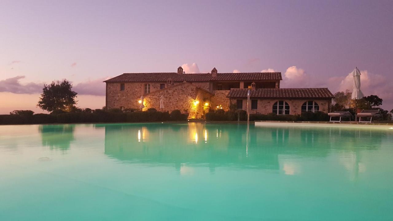 Casanova Di Neri Relais Villa Монталчино Екстериор снимка